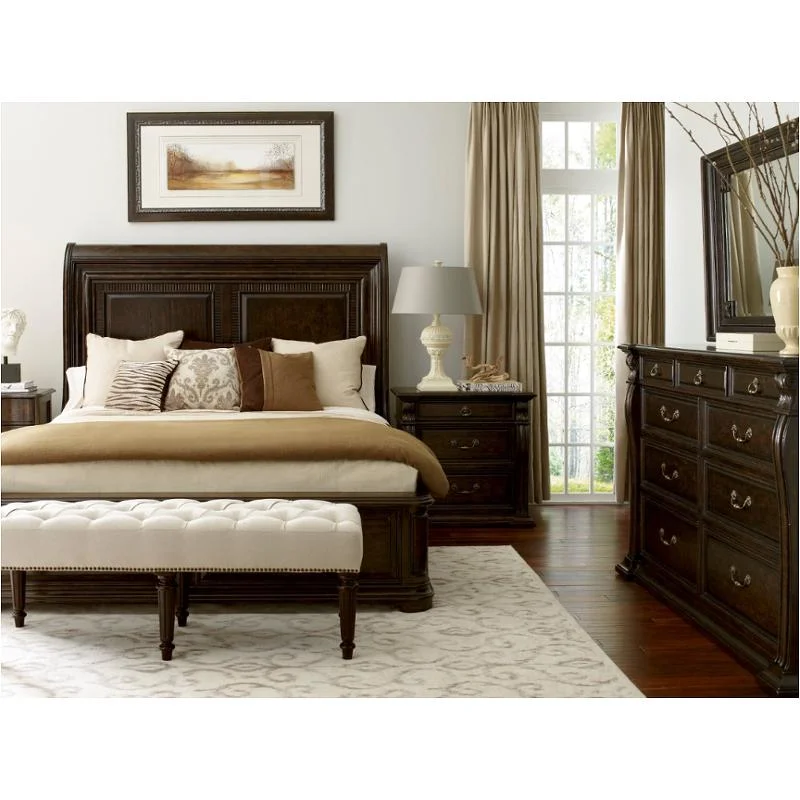 homelivingfurniture-120260616175253654122