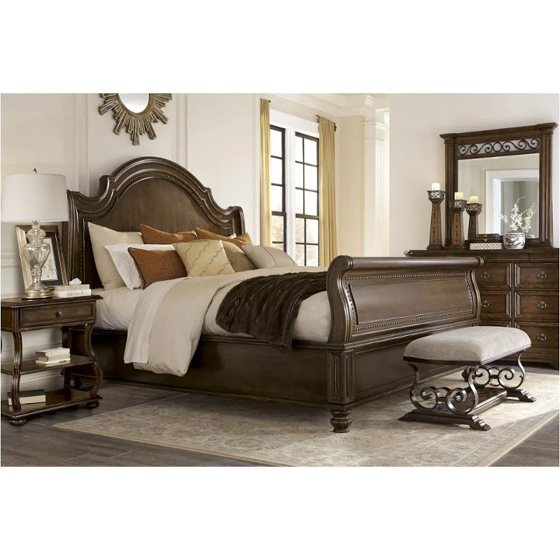 homelivingfurniture-120260616181019656113