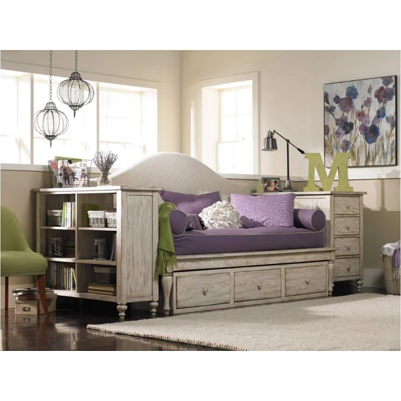 homelivingfurniture-120260617211639818411