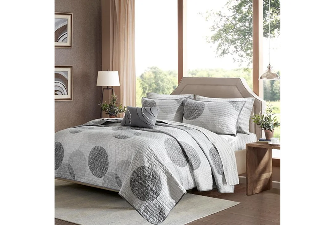 livingspaces202606211326321481935